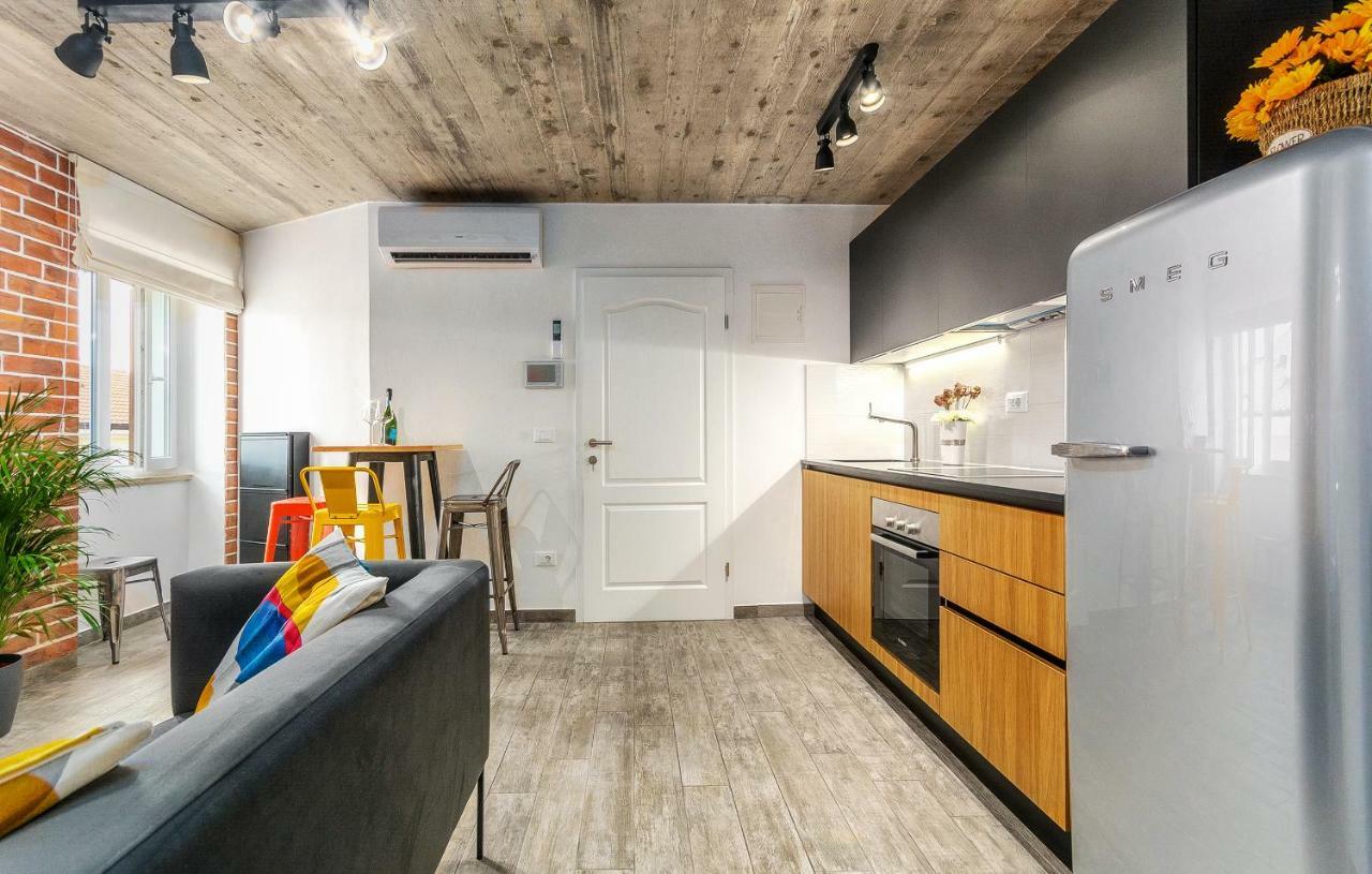 Orion Apartment Пореч Экстерьер фото